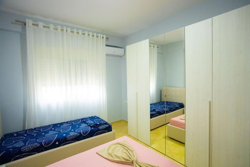 Apartment In Vlore Kejvi Esterno foto